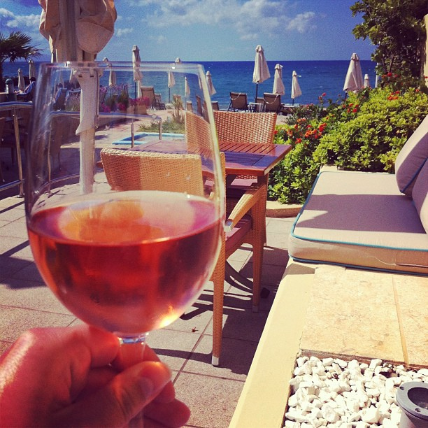 A toast to the summer of rosé!