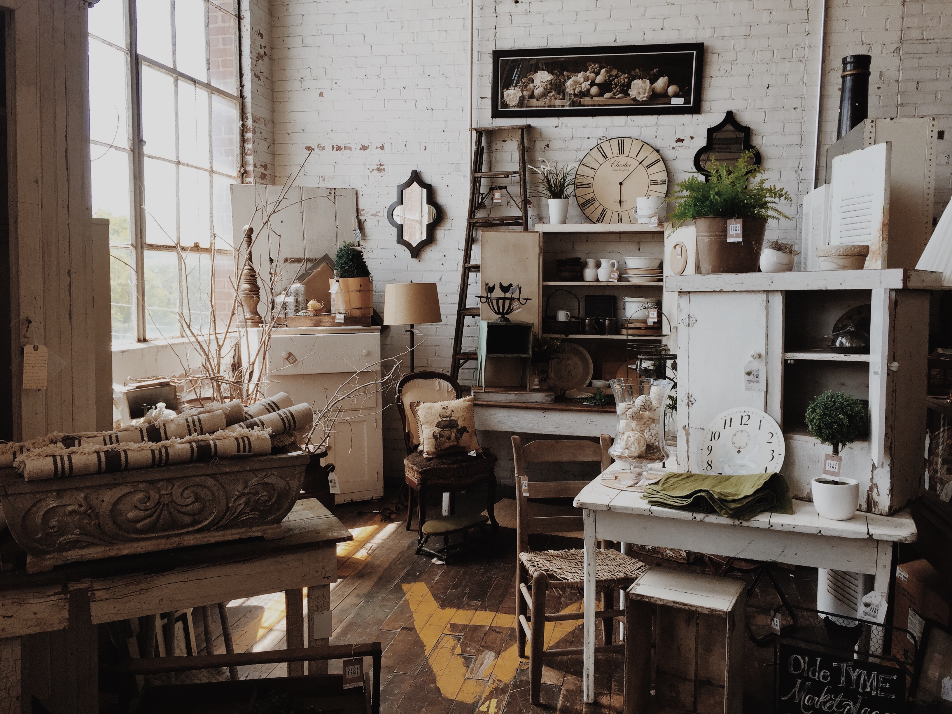 Top Tips – How To Improve Your Home Decoration Style Visiting Craft Stores